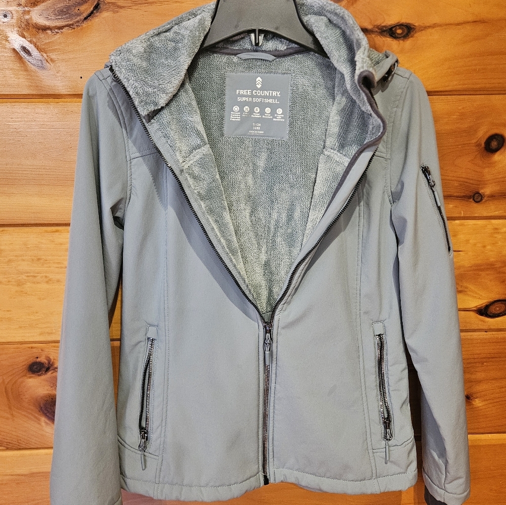 Free Country Super Softshell Jacket in Gray Small